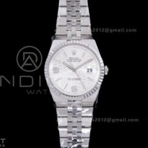 Land Dweller 127334 SS ESF White Dial On SS Bracelet A7135