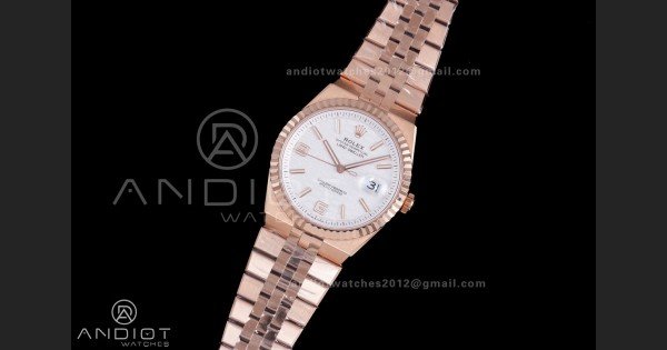 Land Dweller 127335 RG ESF White Dial On RG Bracelet A7135 - Image 2