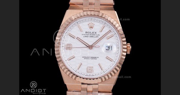 Land Dweller 127335 RG ESF White Dial On RG Bracelet A7135 - Image 3