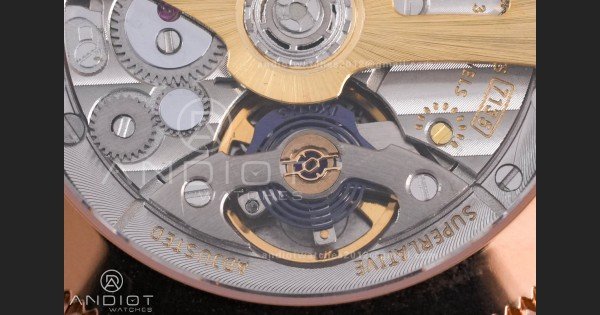 Land Dweller 127335 RG ESF White Dial On RG Bracelet A7135 - Image 8