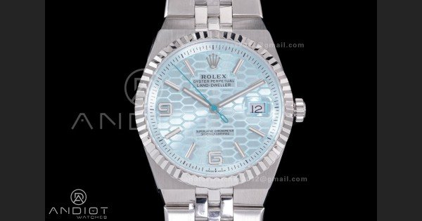Land Dweller 127336 DIWF Best Edition Ice Blue Dial on SS Bracelet A7135 - Image 3