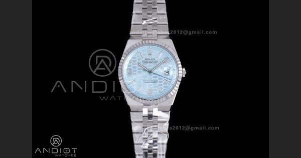 Land Dweller 127336 SS ESF Ice Blue Dial On SS Bracelet A7135
